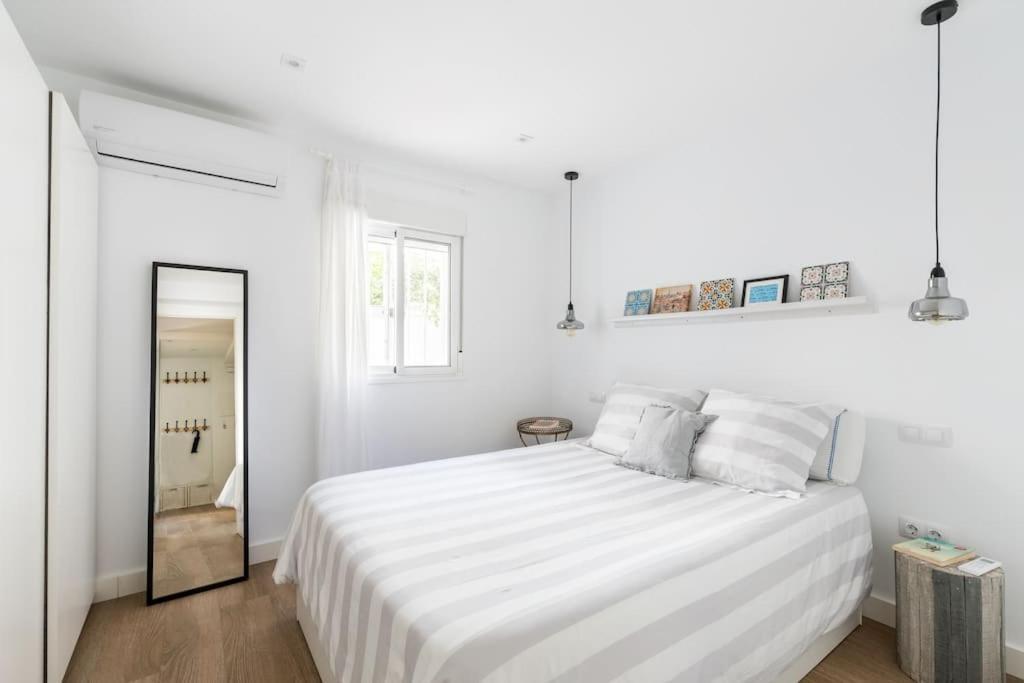 Triana Home Sevilla Bagian luar foto