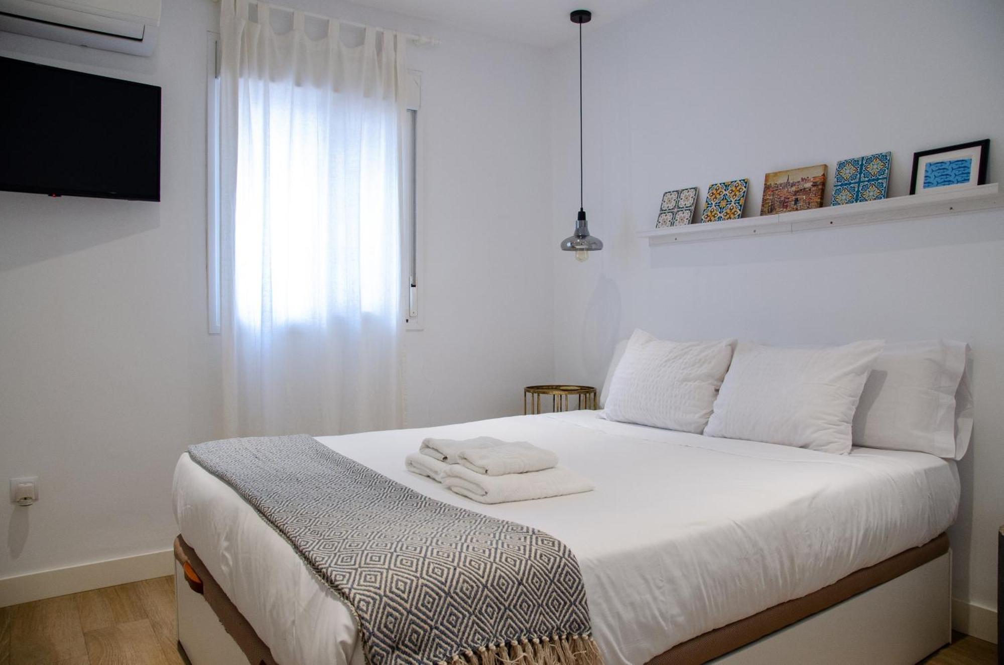 Triana Home Sevilla Bagian luar foto